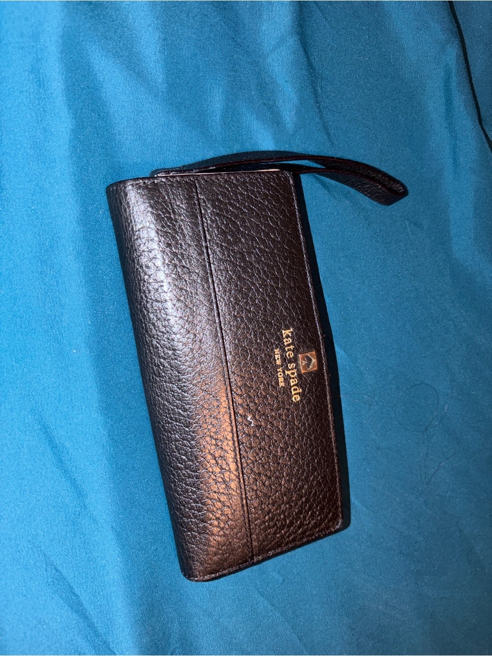 kate spade Black Pebbled Leather Zip Wristlet Wallet with Gold Logo